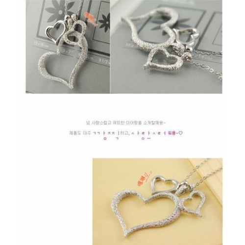 #7003 Korean version sweet and cute three beautiful frosted love heart necklace