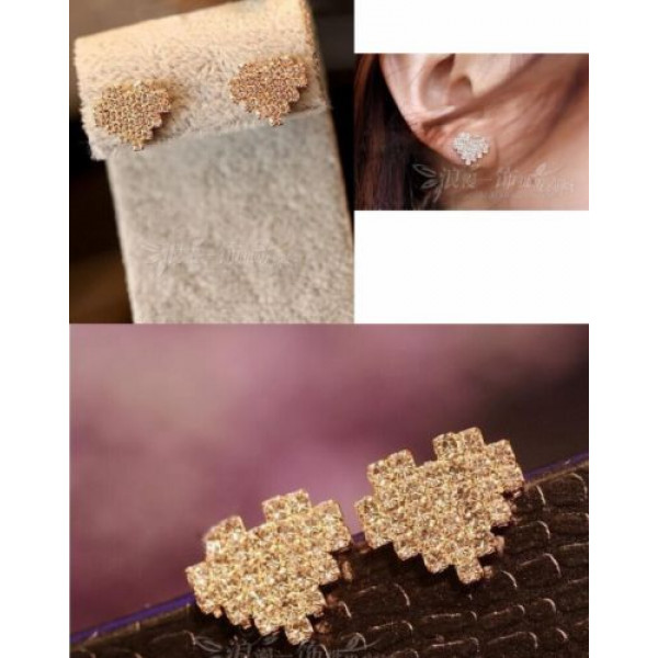 #1237 Simple and elegant sweet heart-shaped earrings
