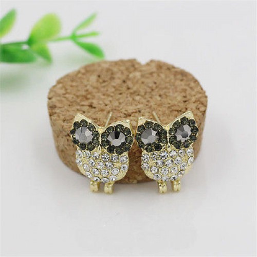 #1263 Girls Women's Dazzling White Crystal Lovely Owl Earrings