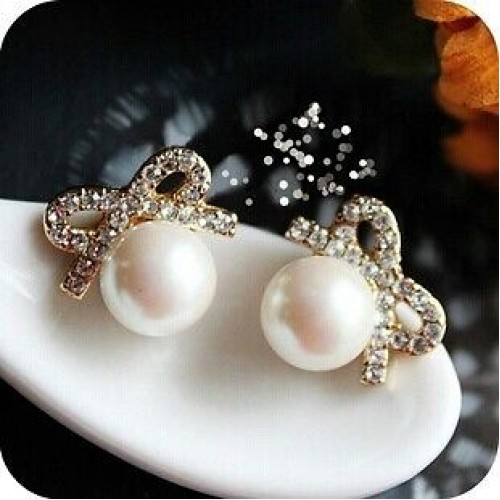#1272 Vintage Crystal Bow Pearl Earrings