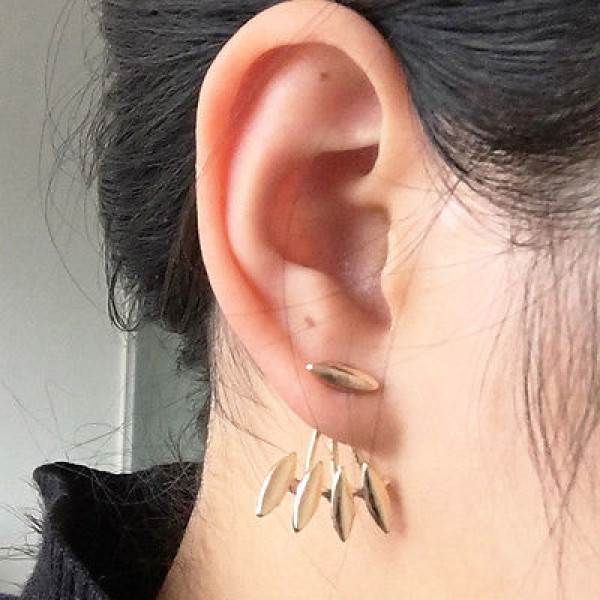 #1292 Silver Personality design of light front and front ear type earrings