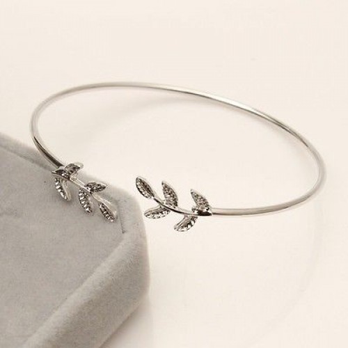 #3080 Silver Leaves open leaf bracelet