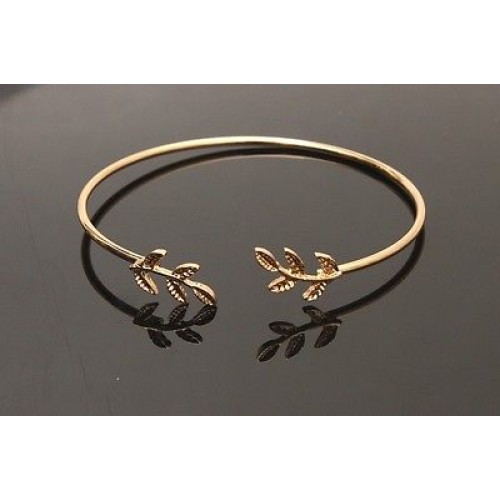 #3081 Gold Leaves open leaf bracelet