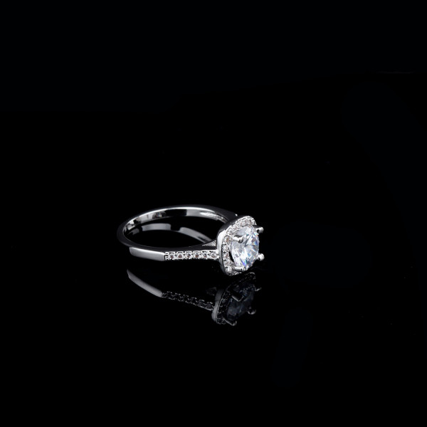 9385 Big Diamond studded daily wear party wedding proposal love Titanium ring