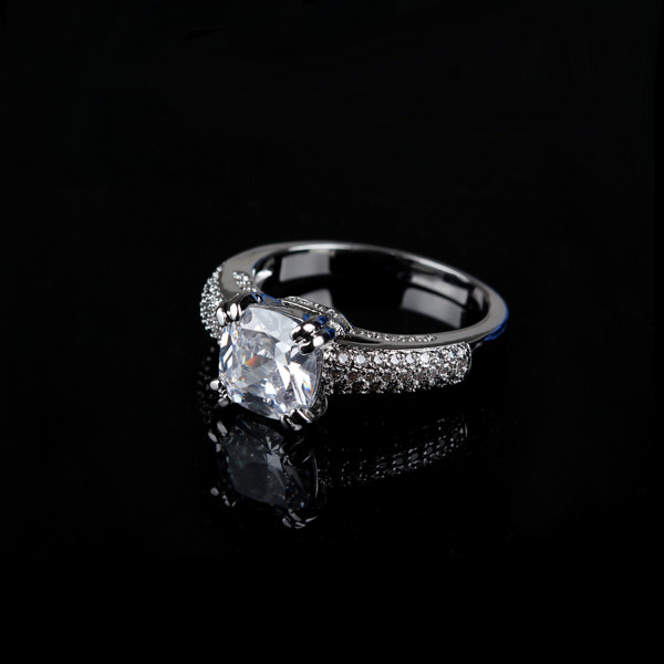 9399 White diamond studded wedding love engagement love Platinum girl women party