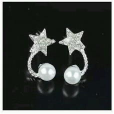 #1017 Korean Small fresh temperament Flowers Five-pointed star pearl earrings
