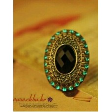 9039 Latest Fashion Classic Green Inlaid Imitation Diamond Rings Gemstone Ring