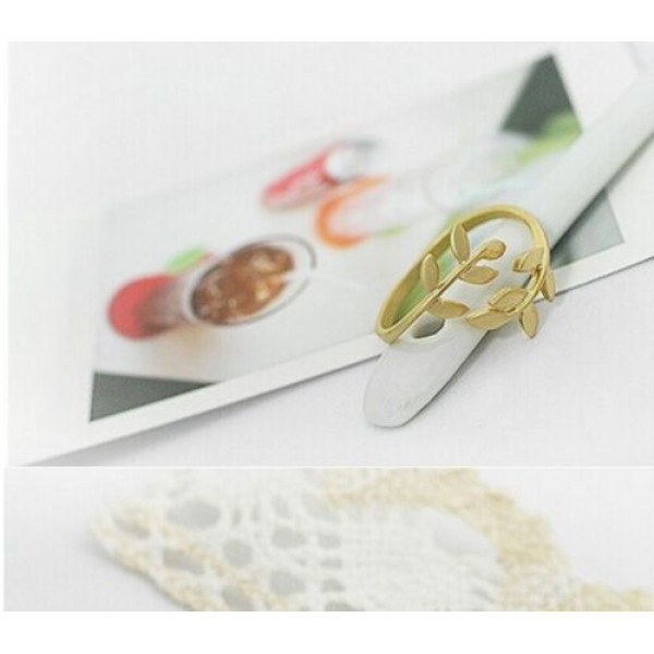 9052  Cute Lovely Female Ring Blade Leaves Ring