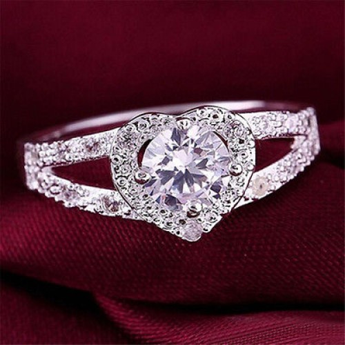 9064 Women's Fashion Women Chic Crystal Heart Shaped Love Wedding ring