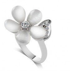 9066  Women Alloy Flower Petal Design Finger Ring Wedding Ring