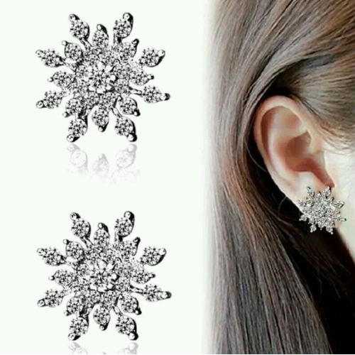 #1019 Ladies Crystal Snow Flake Bijoux Statement Stud Earrings