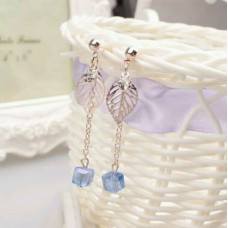 #1069 Fashion Leaf Dangle Earrings Drop Earings Alloy Women Party Earrings