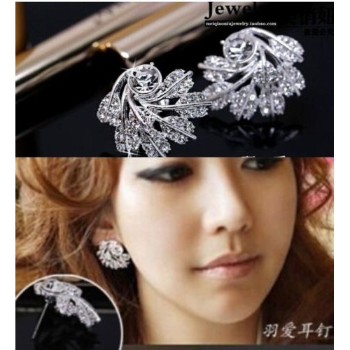 #1193 new temperament Fangzuan popular upscale elegant leaf-shaped earrings