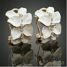 #1130 Fashion Style Elegant Crystal Gardenia Stud Earrings Ear Buckle for Women