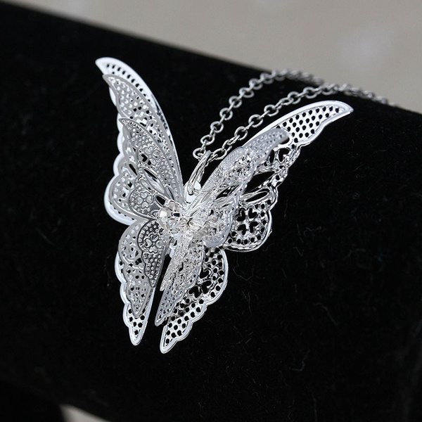 #7059 Woman Lovely Butterfly Pendant Chain Necklace Jewellery #7059 Woman Lovely Butterfly Pendant Chain Necklace Jewellery