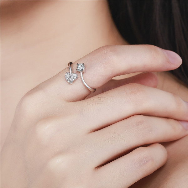 9302 SHIMMERING HEART ADJUSTABLE AD RING 9302 SHIMMERING HEART ADJUSTABLE AD RING