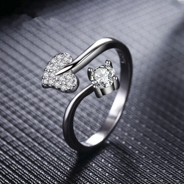 9302 SHIMMERING HEART ADJUSTABLE AD RING 9302 SHIMMERING HEART ADJUSTABLE AD RING