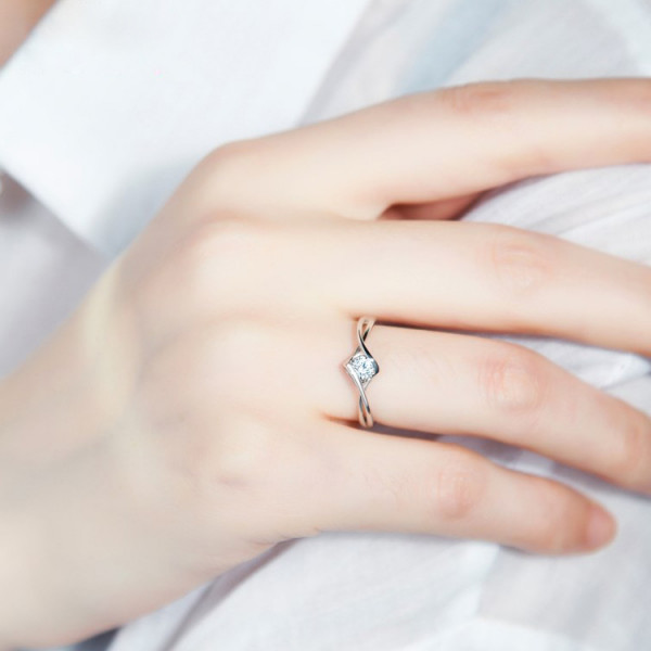 9315 Standard Sterling Silver Girlfriend Boyfriend Ring (Adjustable)