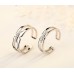 9336 couple ring hands hold Japanese and Korean openwork diamonds live mouth opening marriage ring